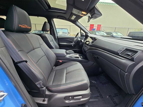 Used 2024 Honda Passport TrailSport image 11