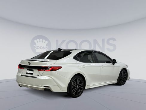 Used 2025 Toyota Camry XSE image 12