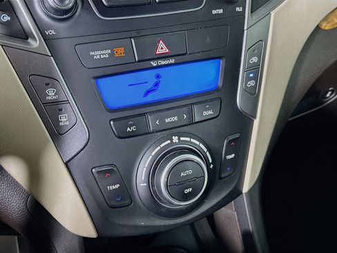 Used 2014 Hyundai Santa Fe Sport w/ Premium Equipment Package 03 FWD image 23