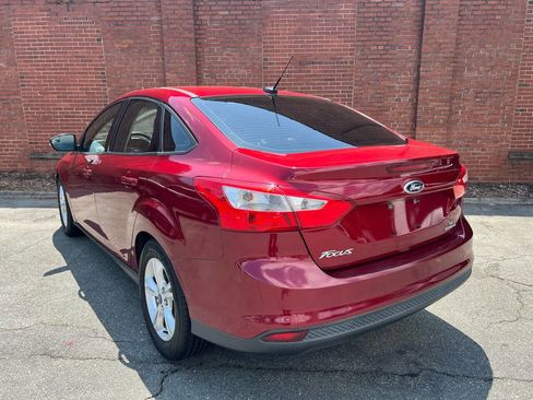 Used 2014 Ford Focus SE image 5