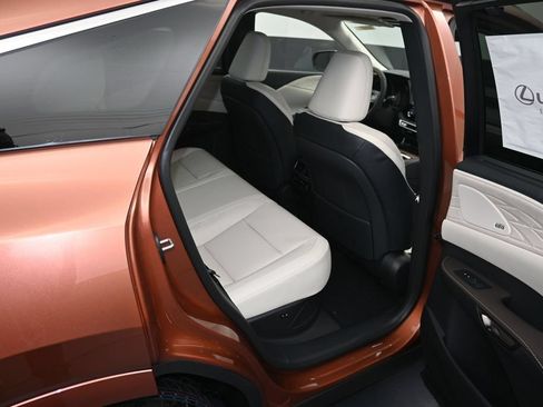 New 2026 Lexus RX 350 w/ Convenience Package AWD/4WD image 12