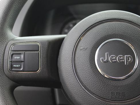 Used 2014 Jeep Compass Sport w/ Power Value Group AWD/4WD image 12