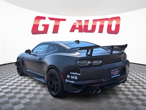 Used 2022 Chevrolet Camaro ZL1 RWD image 3