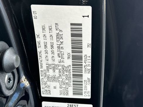 Used 2025 Toyota Tundra Capstone AWD/4WD image 55
