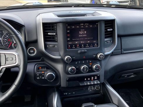 Used 2019 RAM 1500 Big Horn image 6