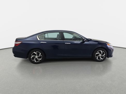 Used 2016 Honda Accord LX image 4