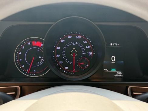 Used 2023 Hyundai Elantra SEL FWD image 21