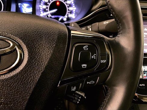 Used 2017 Toyota Avalon Limited w/ All Weather Liner Package image 18