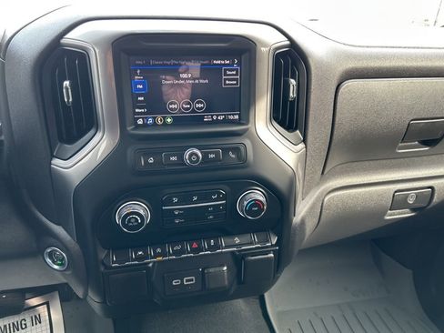 Used 2024 Chevrolet Silverado 1500 Custom Trail Boss image 23