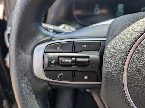 Certified 2025 Kia Sportage EX AWD/4WD image 16