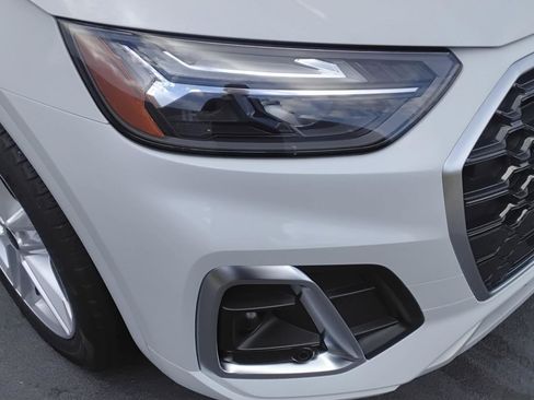 Certified 2024 Audi Q5 e Premium w/ Convenience Package image 7