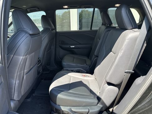 Used 2025 Lexus TX 500h AWD w/ Technology Package image 25