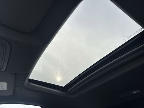 Used 2021 GMC Sierra 1500 Denali w/ Denali Ultimate Package image 19