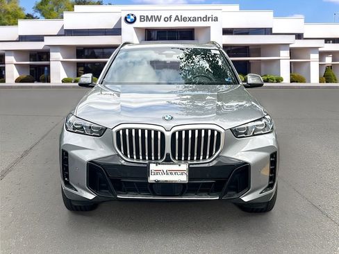 Used 2026 BMW X5 xDrive40i w/ M Sport Package AWD/4WD image 2