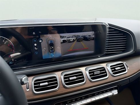 New 2025 Mercedes-Benz GLE 450 4MATIC image 17