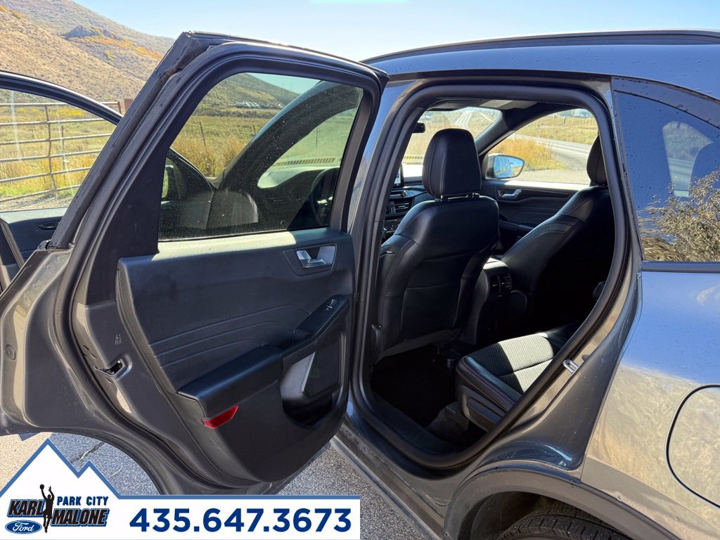 Used 2025 Ford Escape ST-Line AWD/4WD image 23