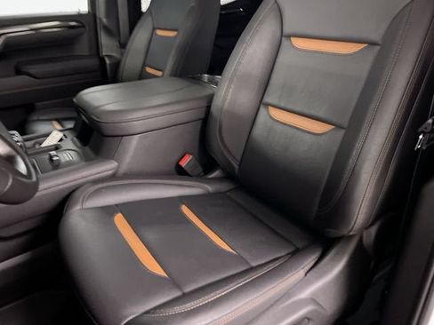 Certified 2025 GMC Sierra 1500 AT4 w/ AT4 Premium Package AWD/4WD image 20