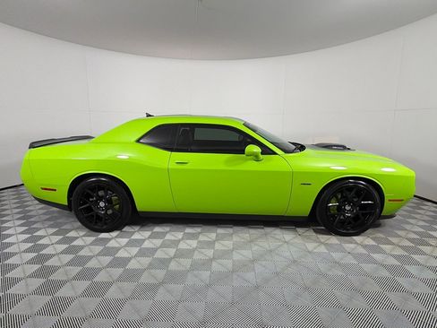Used 2015 Dodge Challenger R/T Plus image 4