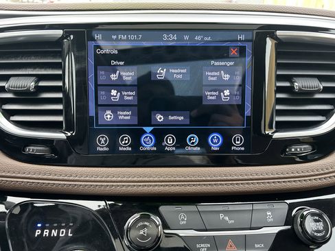 Used 2017 Chrysler Pacifica Limited w/ UConnect Theater Package image 14