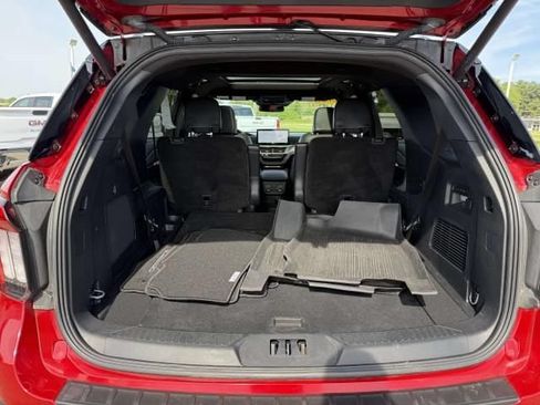 Used 2025 Ford Explorer ST AWD/4WD image 8