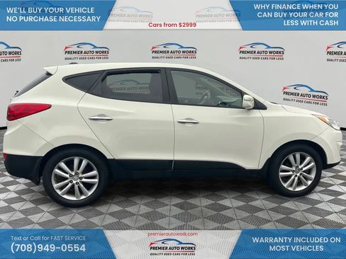 Used 2010 Hyundai Tucson Limited image 8