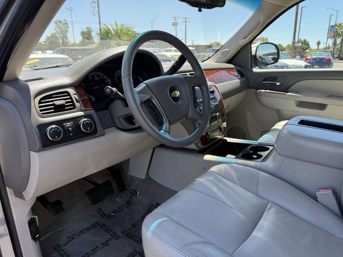 Used 2011 Chevrolet Suburban LT AWD/4WD image 10