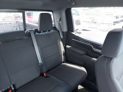New 2026 GMC Sierra 1500 SLE w/ X31 Off-Road Package AWD/4WD image 14