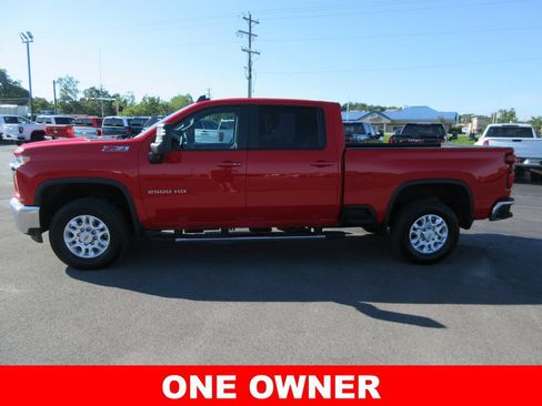 Certified 2022 Chevrolet Silverado 2500 LT w/ Convenience Package AWD/4WD image 10