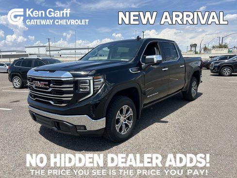 Used 2025 GMC Sierra 1500 SLT AWD/4WD image 1