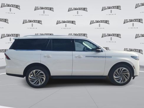 New 2026 Lincoln Navigator Premiere AWD/4WD image 6