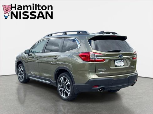 Used 2023 Subaru Ascent Limited w/ Technology Package AWD/4WD image 4
