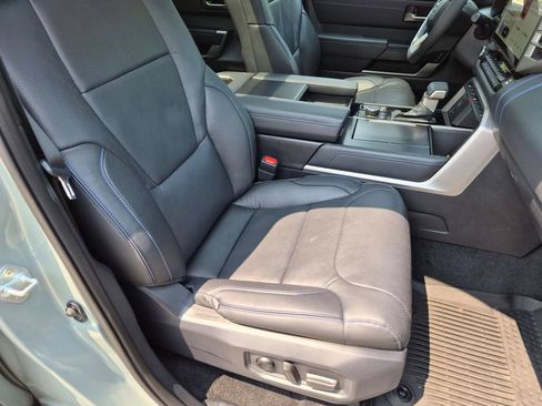 Used 2026 Toyota Tundra Platinum AWD/4WD image 28