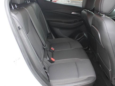 Used 2022 Buick Encore GX Preferred FWD image 19