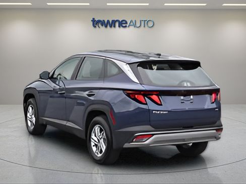 Used 2026 Hyundai Tucson SE AWD/4WD image 3