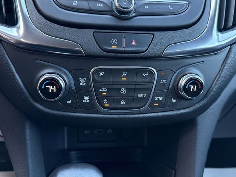 Used 2022 Chevrolet Equinox LT image 20