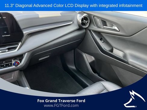 Used 2025 Chevrolet Equinox LT w/ Convenience Package II AWD/4WD image 28