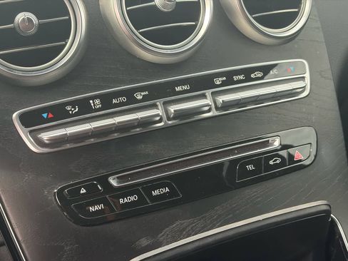 Used 2017 Mercedes-Benz GLC 300 image 18