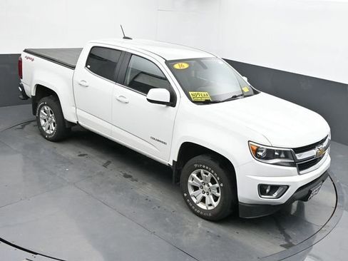 Used 2016 Chevrolet Colorado LT w/ LT Convenience Package image 15