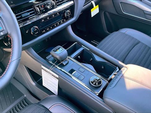 New 2026 Nissan Pathfinder Rock Creek image 7