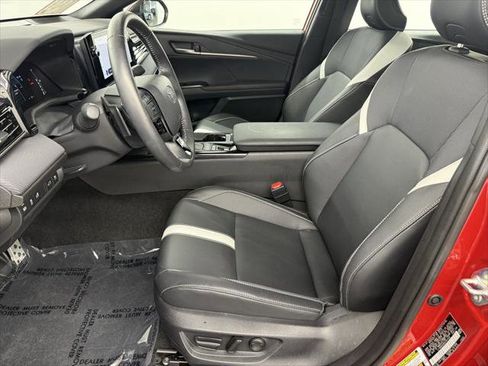 Certified 2025 Toyota Camry SE image 16