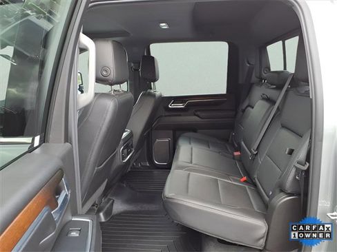 Used 2024 GMC Sierra 2500 Denali w/ Denali Reserve Package image 9