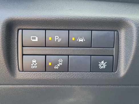 Used 2022 Nissan Kicks S FWD image 19