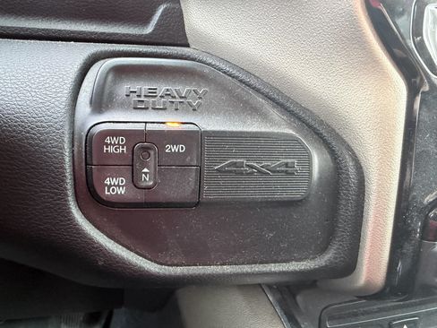 Used 2019 RAM 2500 Laramie AWD/4WD image 15