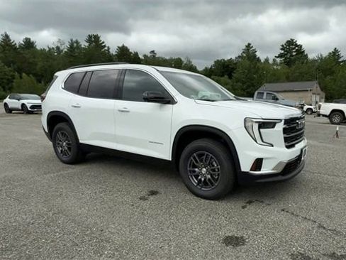 New 2025 GMC Acadia Elevation image 2