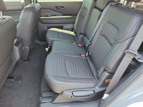 New 2026 Nissan Pathfinder Rock Creek AWD/4WD image 12