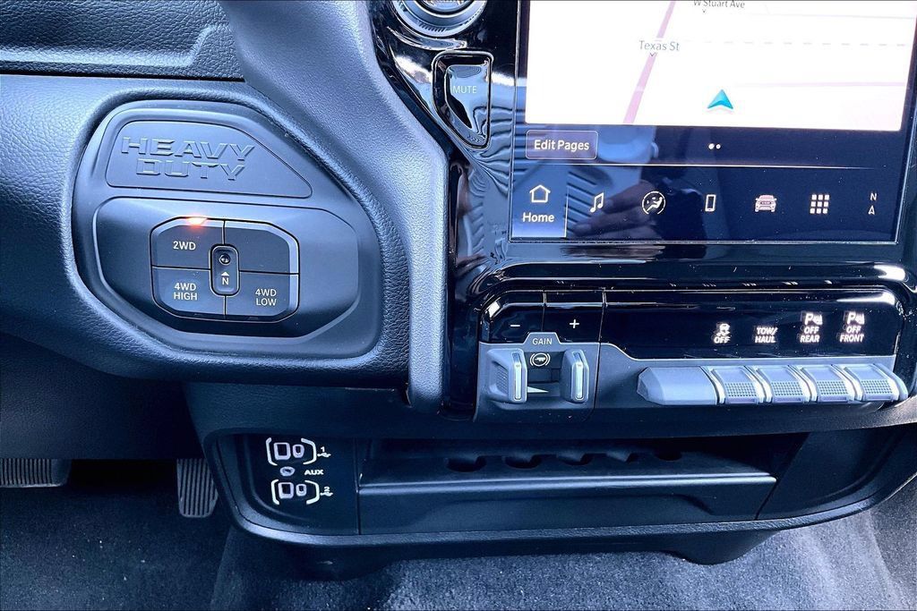 Certified 2026 RAM 2500 Big Horn AWD/4WD image 12