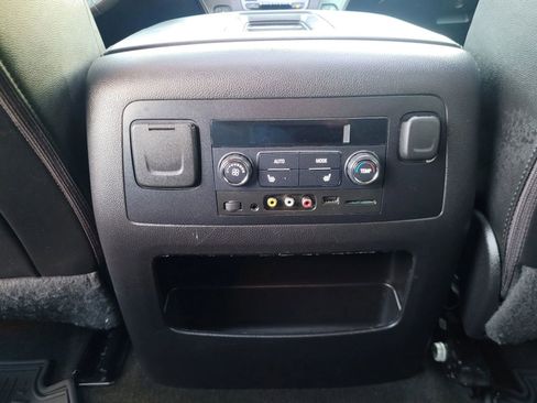 Used 2016 Chevrolet Tahoe LT RWD image 17