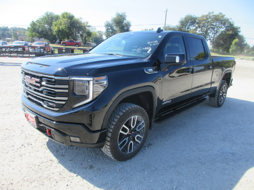 New 2026 GMC Sierra 1500 AT4 w/ AT4 Premium Package AWD/4WD image 12