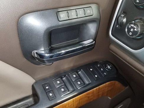 Used 2017 GMC Sierra 1500 SLT w/ SLT Premium Package AWD/4WD image 22