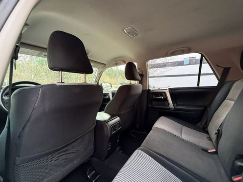 Used 2015 Toyota 4Runner SR5 RWD image 17